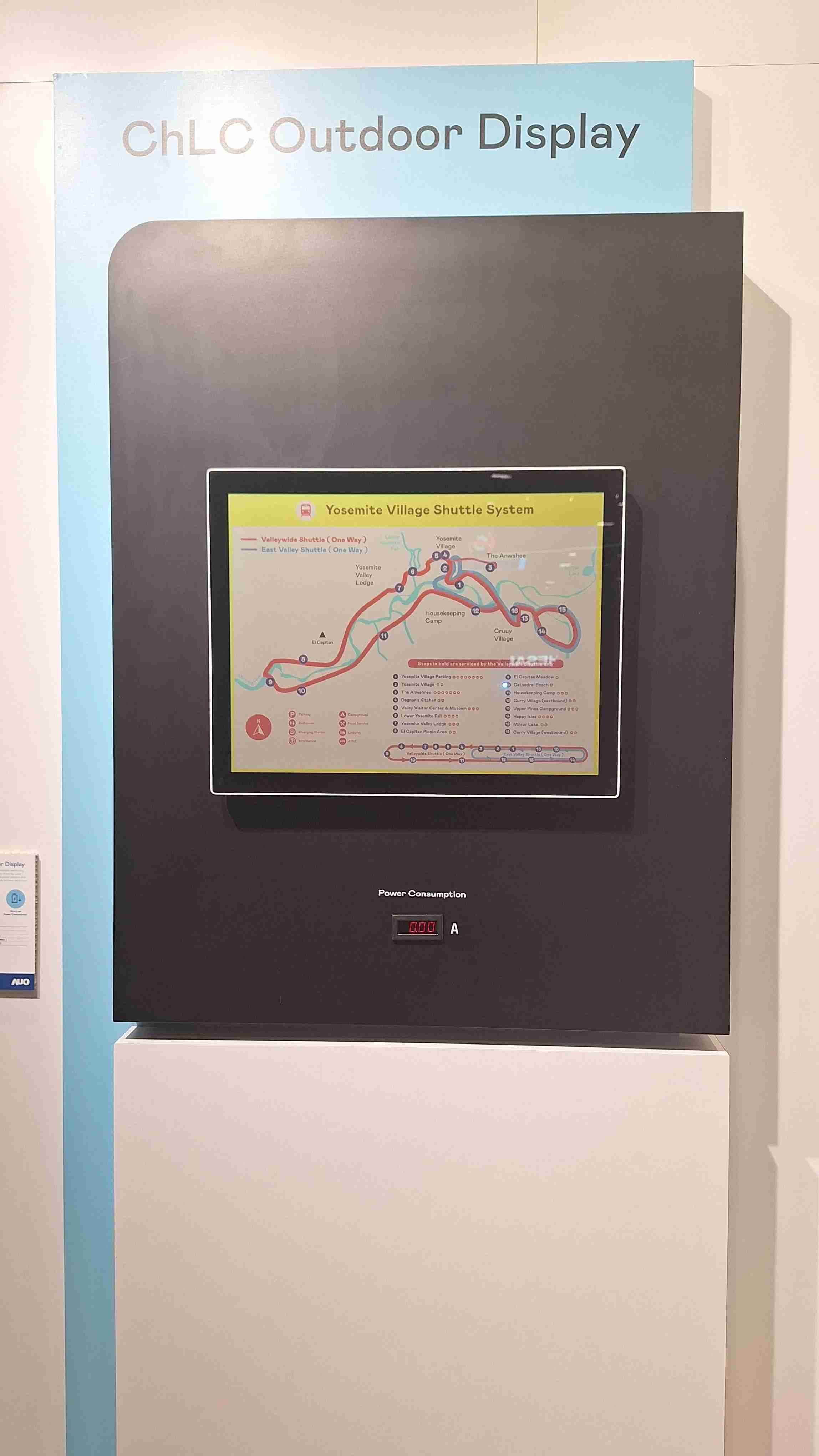 银河集团的「胆固醇液晶超低耗能户外全彩显示器」不只环保省电，，，，且符合户外严苛使用环境，，，，拥有在摄氏-30度至85度下的宽温使用优势，，，，并且强光愈强愈能呈现绝佳的色彩饱和度及显示效果，，，，易于安装的特性将成为户外电子看板的新首选。。。。